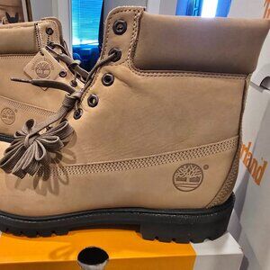 Men's Timberland Premium 6 Waterproof BOOTS Beige Nubuck TB0A2P6W Size 12 NEW